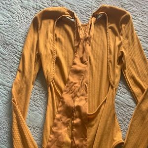 Beautiful goldenrod yellow bodysuit w/ silk ties